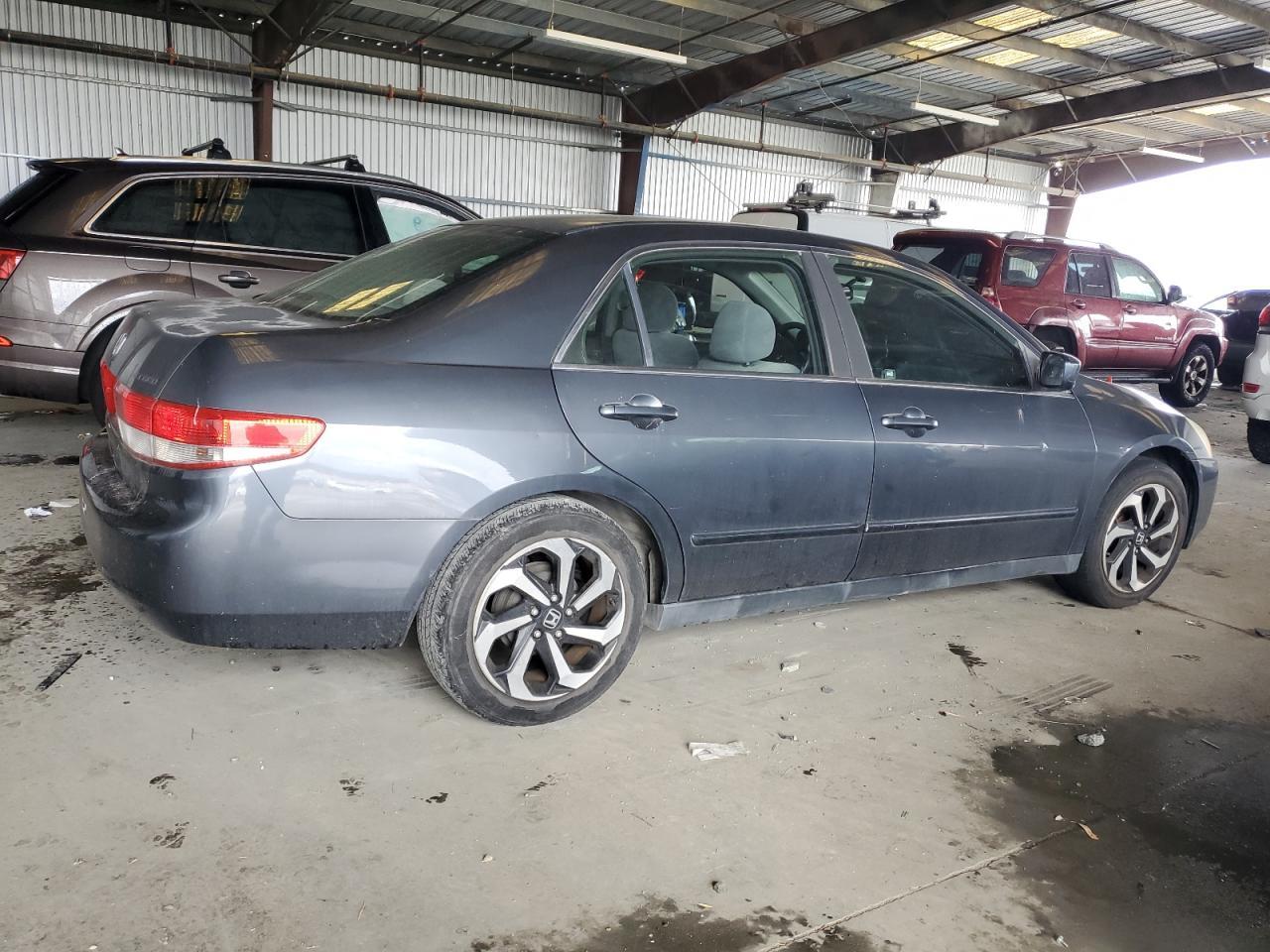 2004 HONDA ACCORD