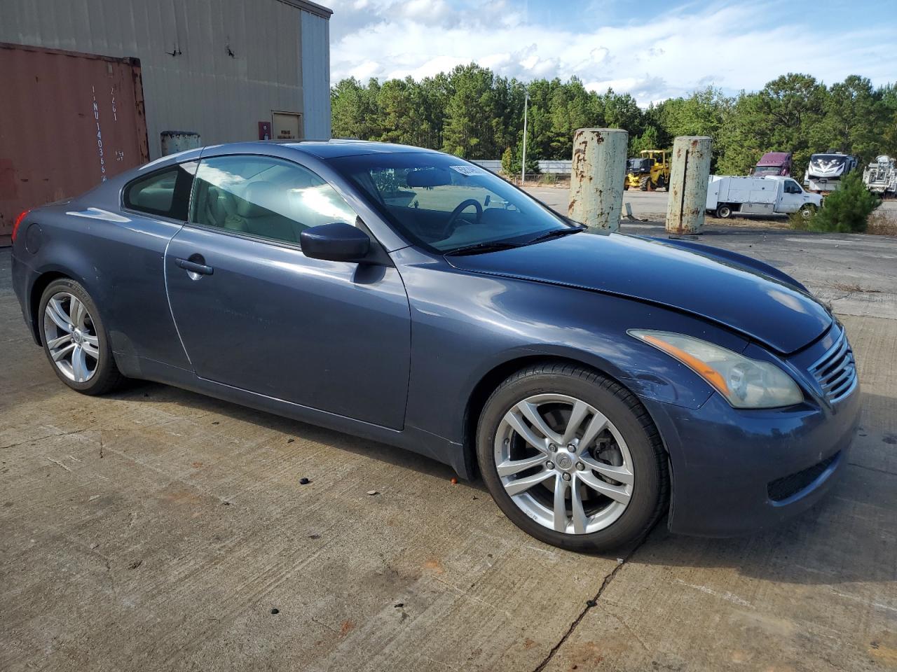 2010 INFINITI G37