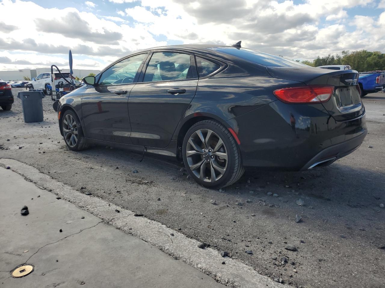 2015 CHRYSLER 200