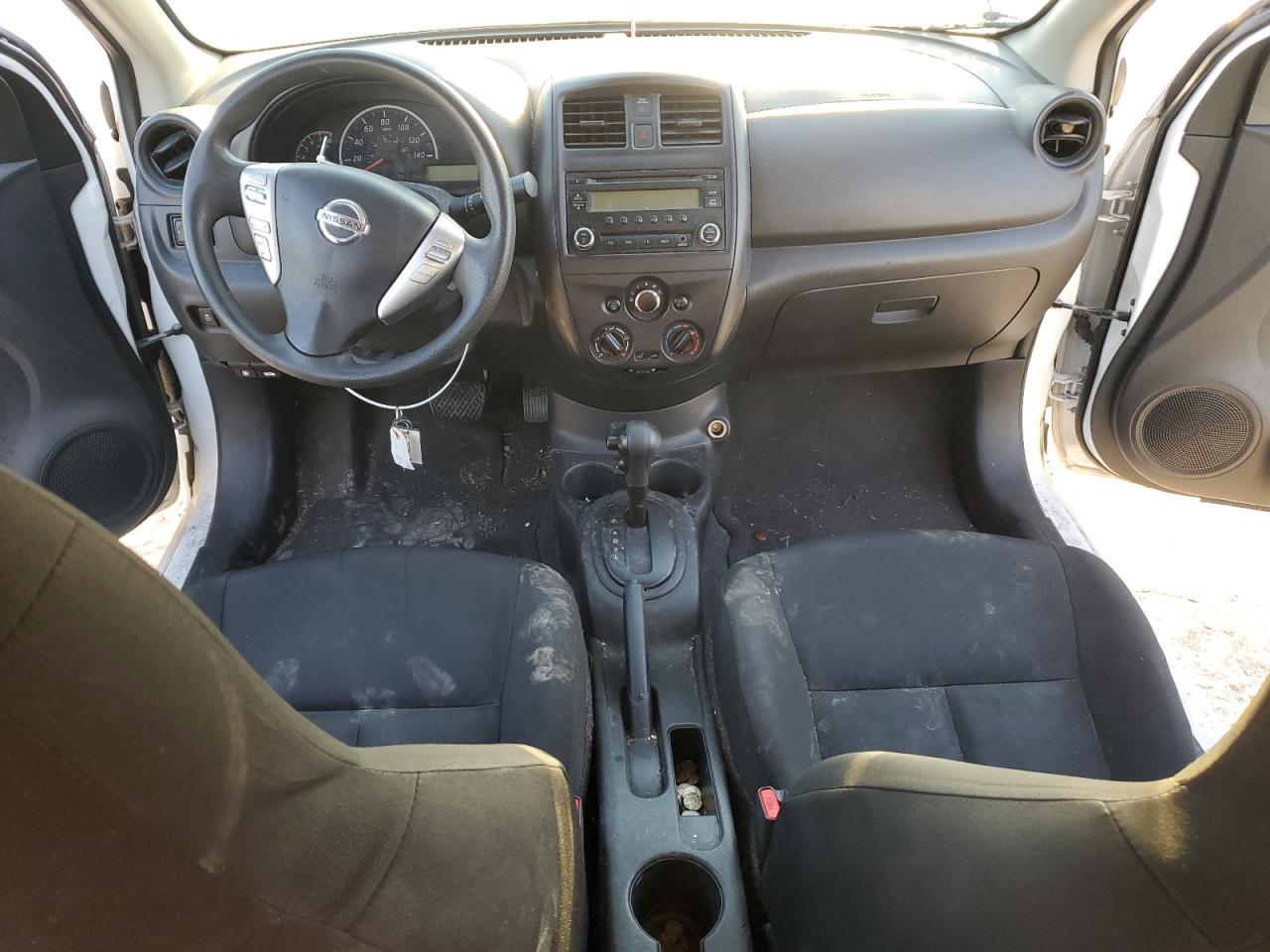 2017 NISSAN VERSA