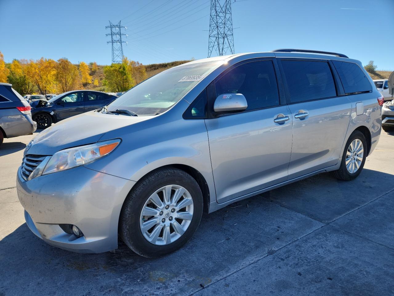 2015 TOYOTA SIENNA