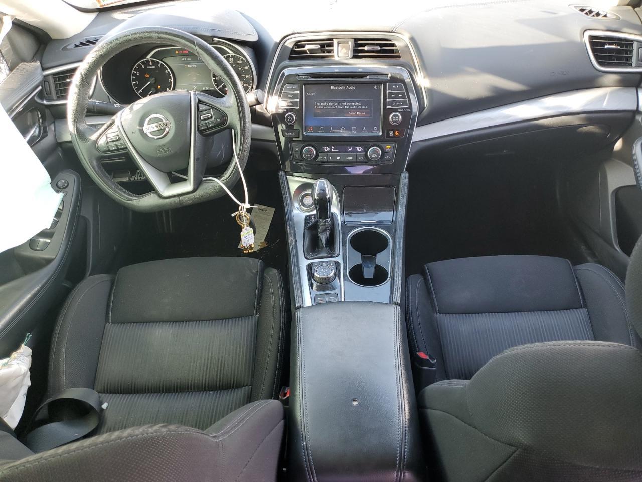 2016 NISSAN Maxima