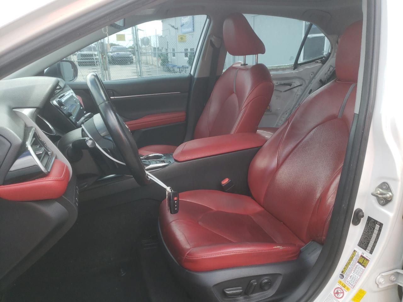 2019 TOYOTA CAMRY