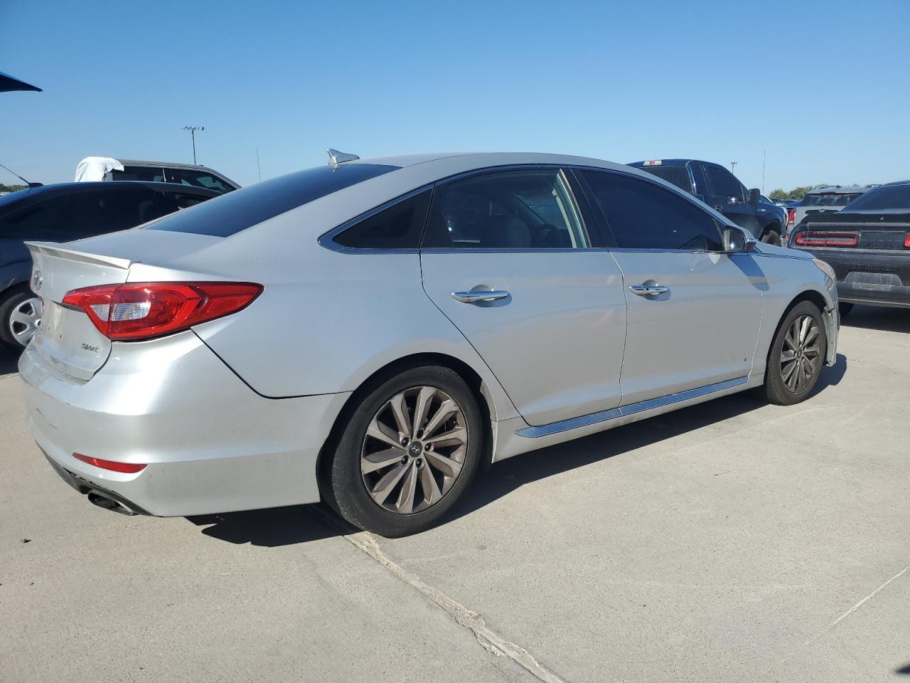 2015 HYUNDAI SONATA