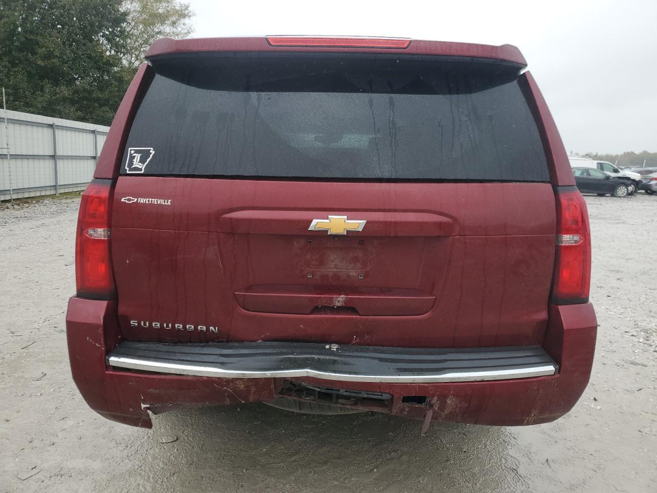 2016 CHEVROLET Suburban