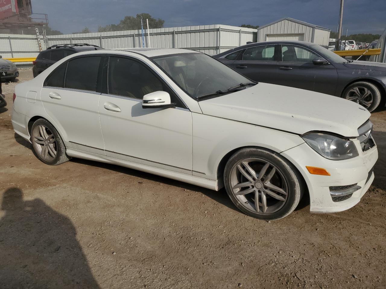 2012 MERCEDES-BENZ C-CLASS