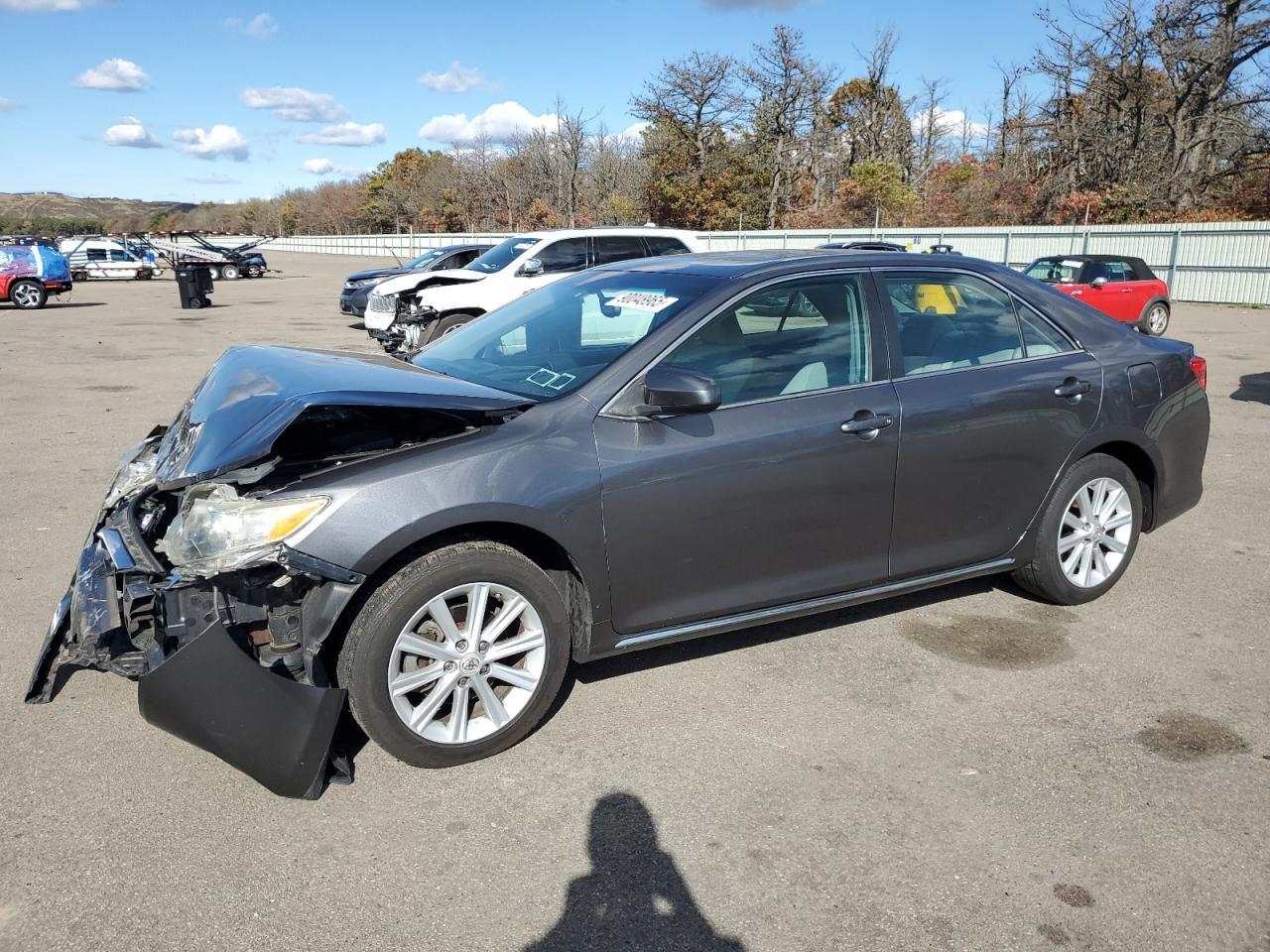 2013 TOYOTA CAMRY