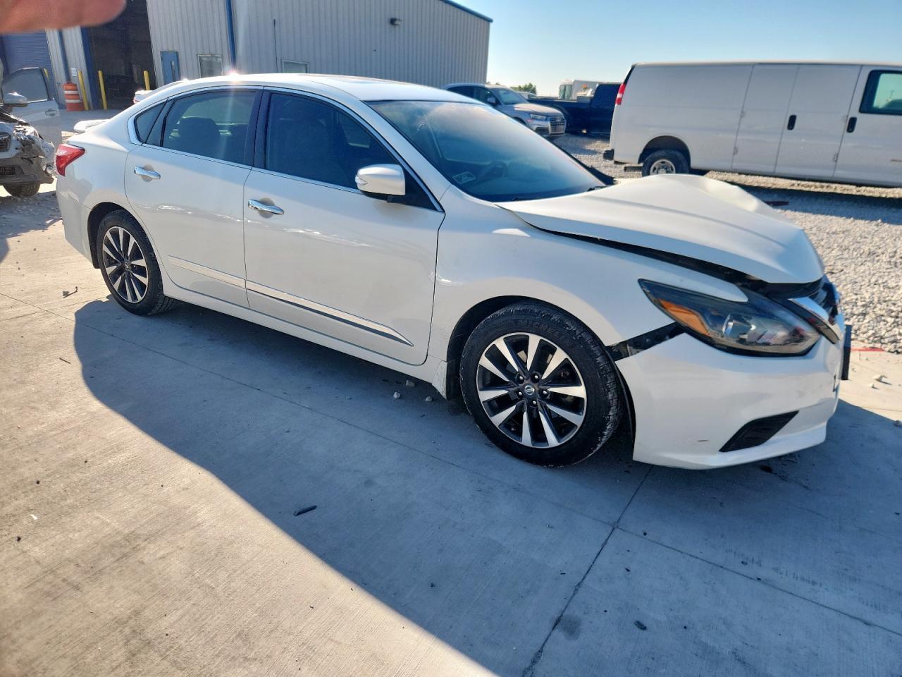2017 NISSAN ALTIMA