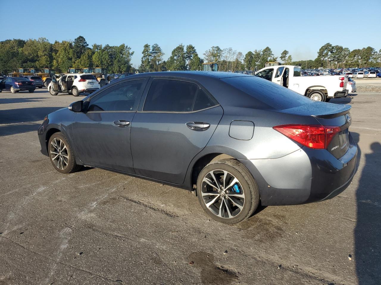 2017 TOYOTA COROLLA