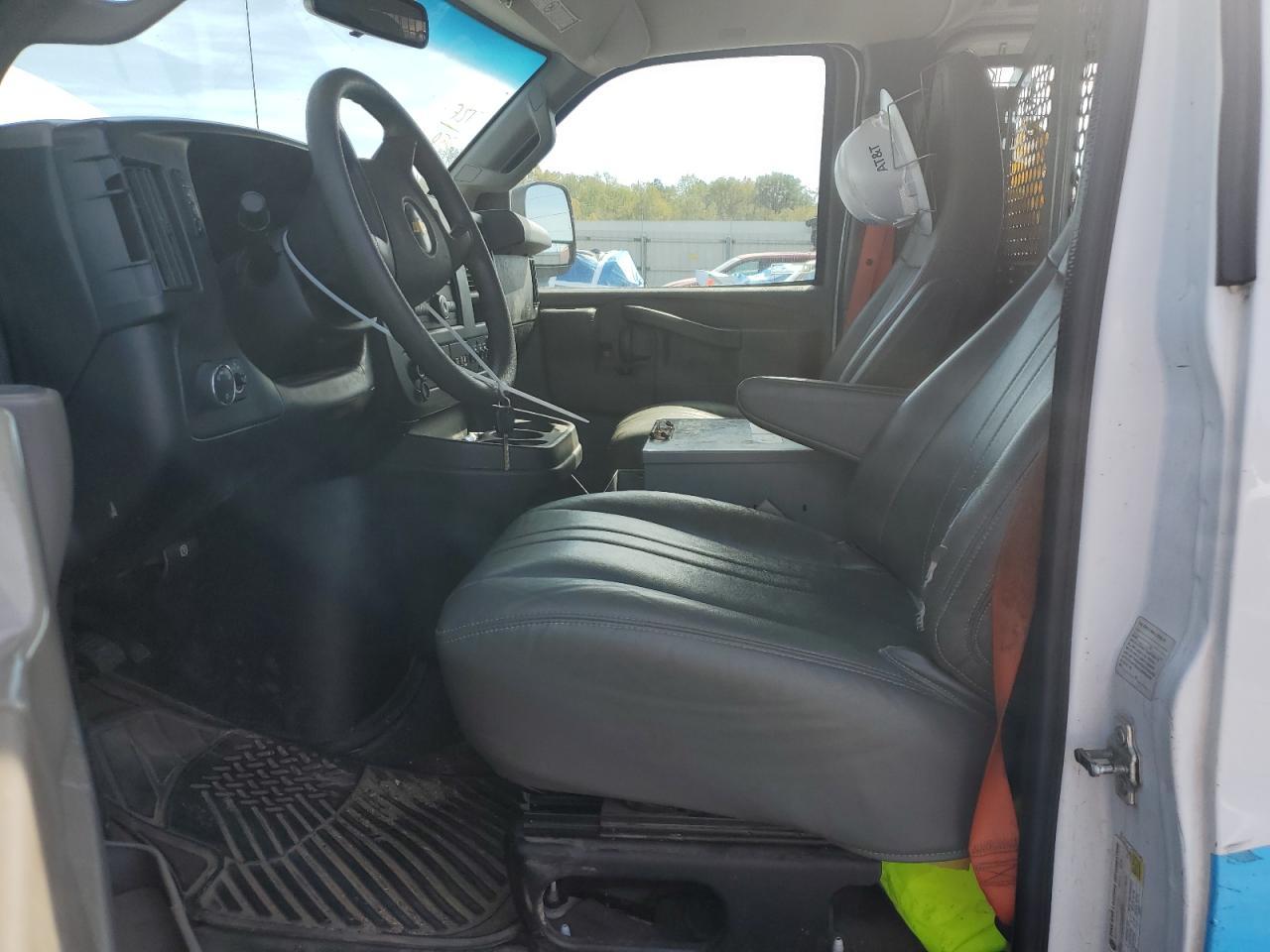 2017 CHEVROLET EXPRESS 2500