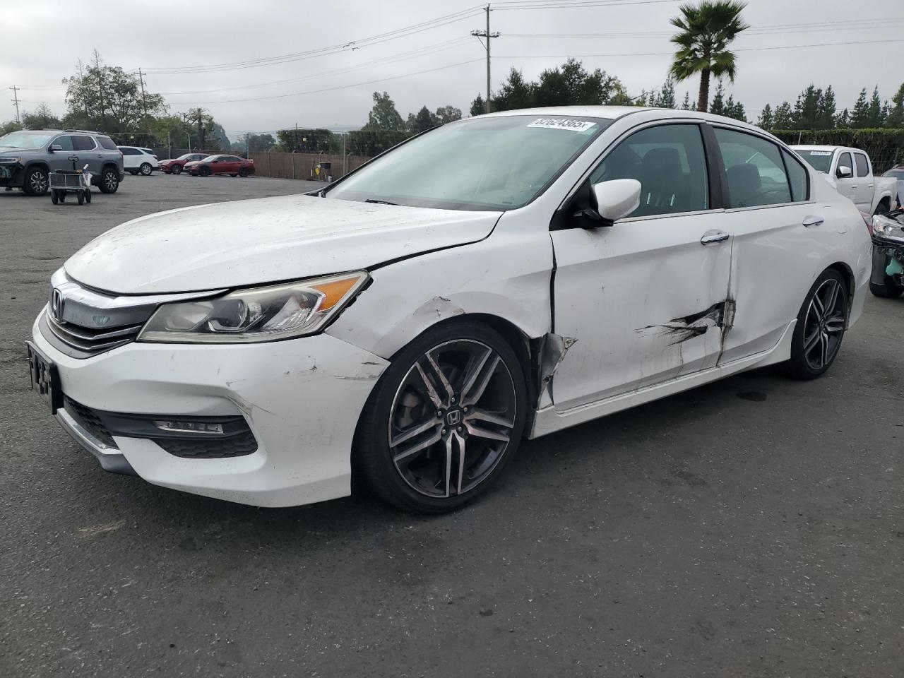 2016 HONDA ACCORD
