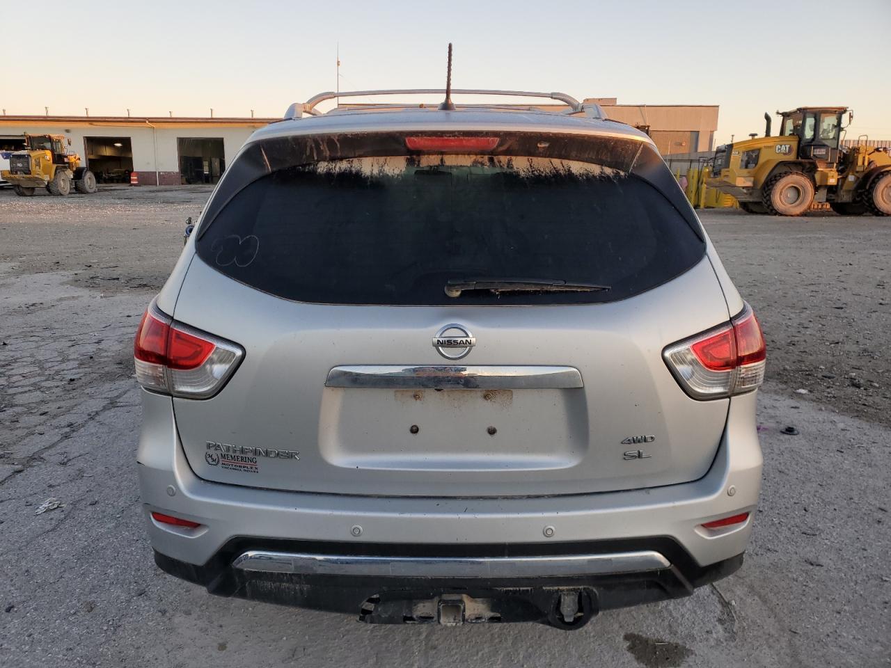 2016 NISSAN PATHFINDER