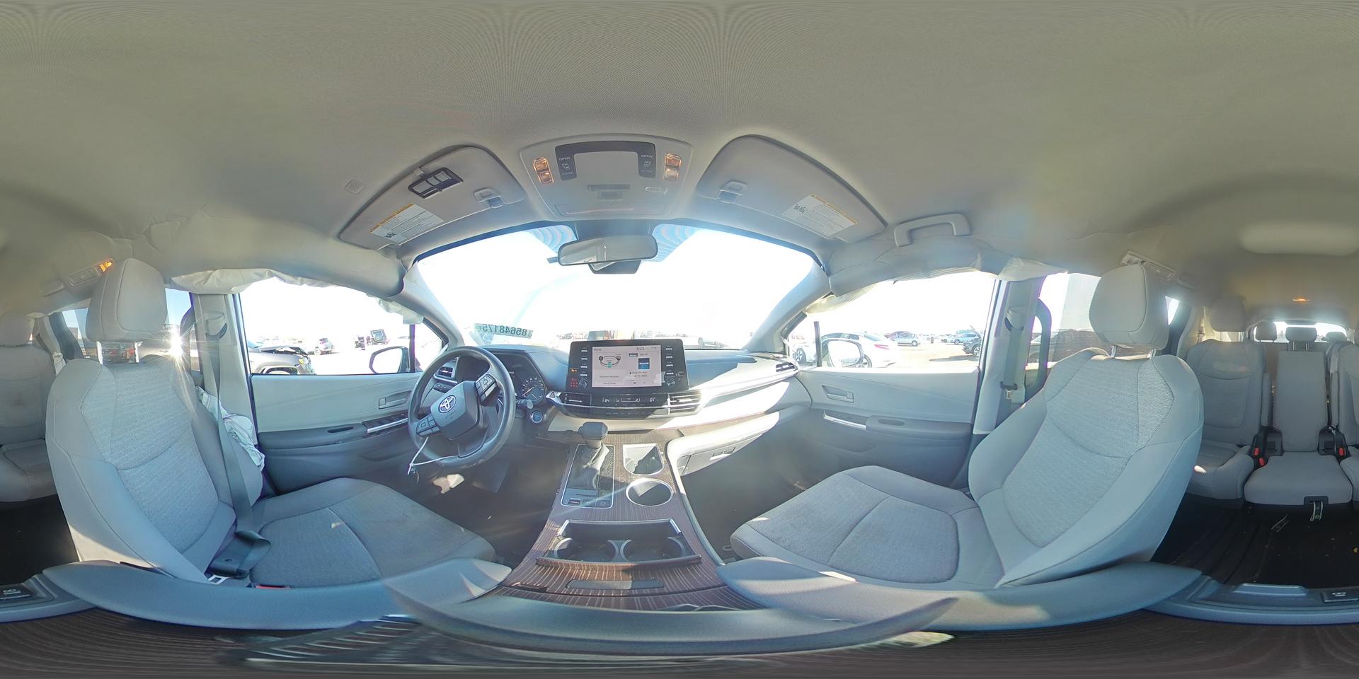 2022 TOYOTA SIENNA