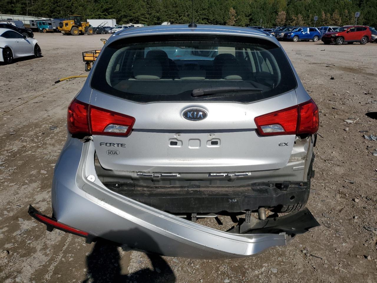 2013 KIA FORTE