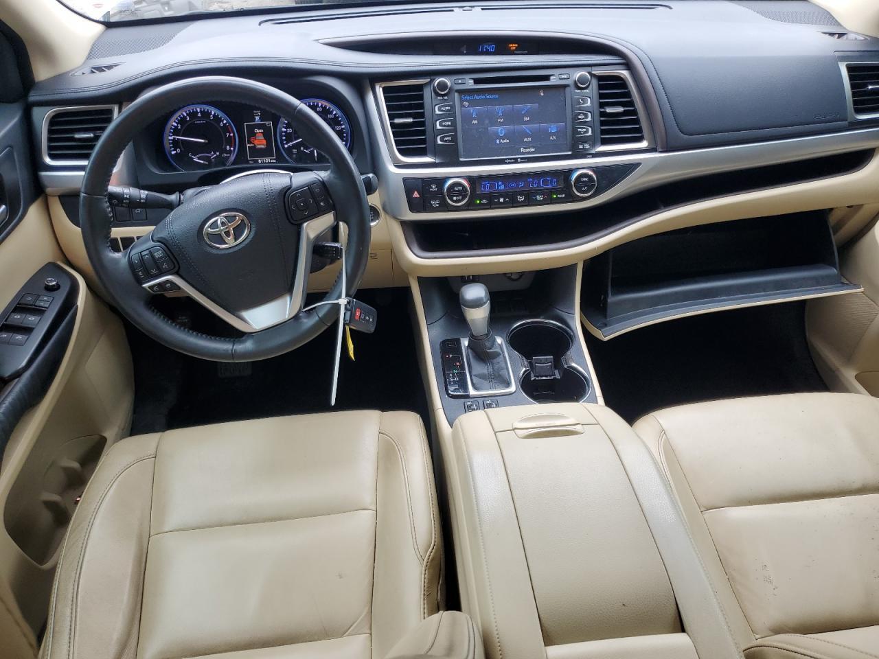2015 TOYOTA HIGHLANDER