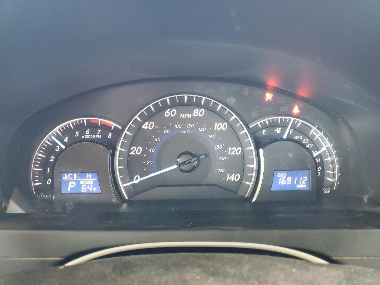 2014 TOYOTA CAMRY