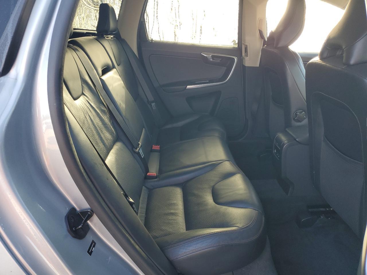 2012 VOLVO XC60