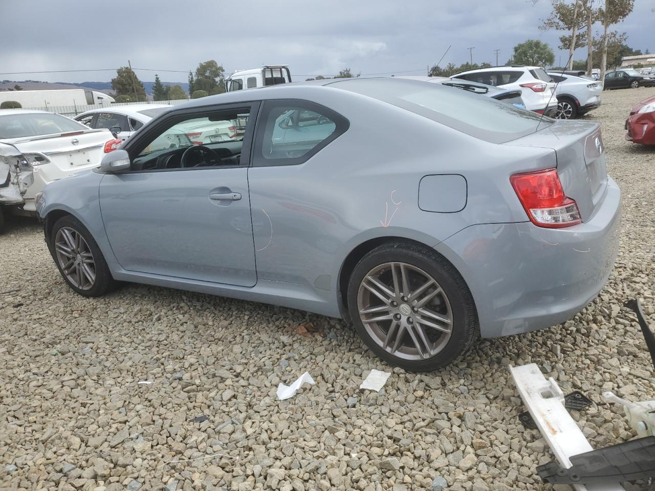 2011 TOYOTA SCION