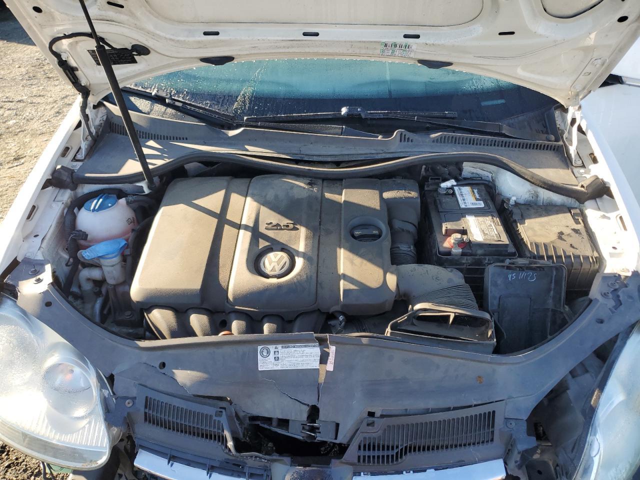 2010 VOLKSWAGEN JETTA