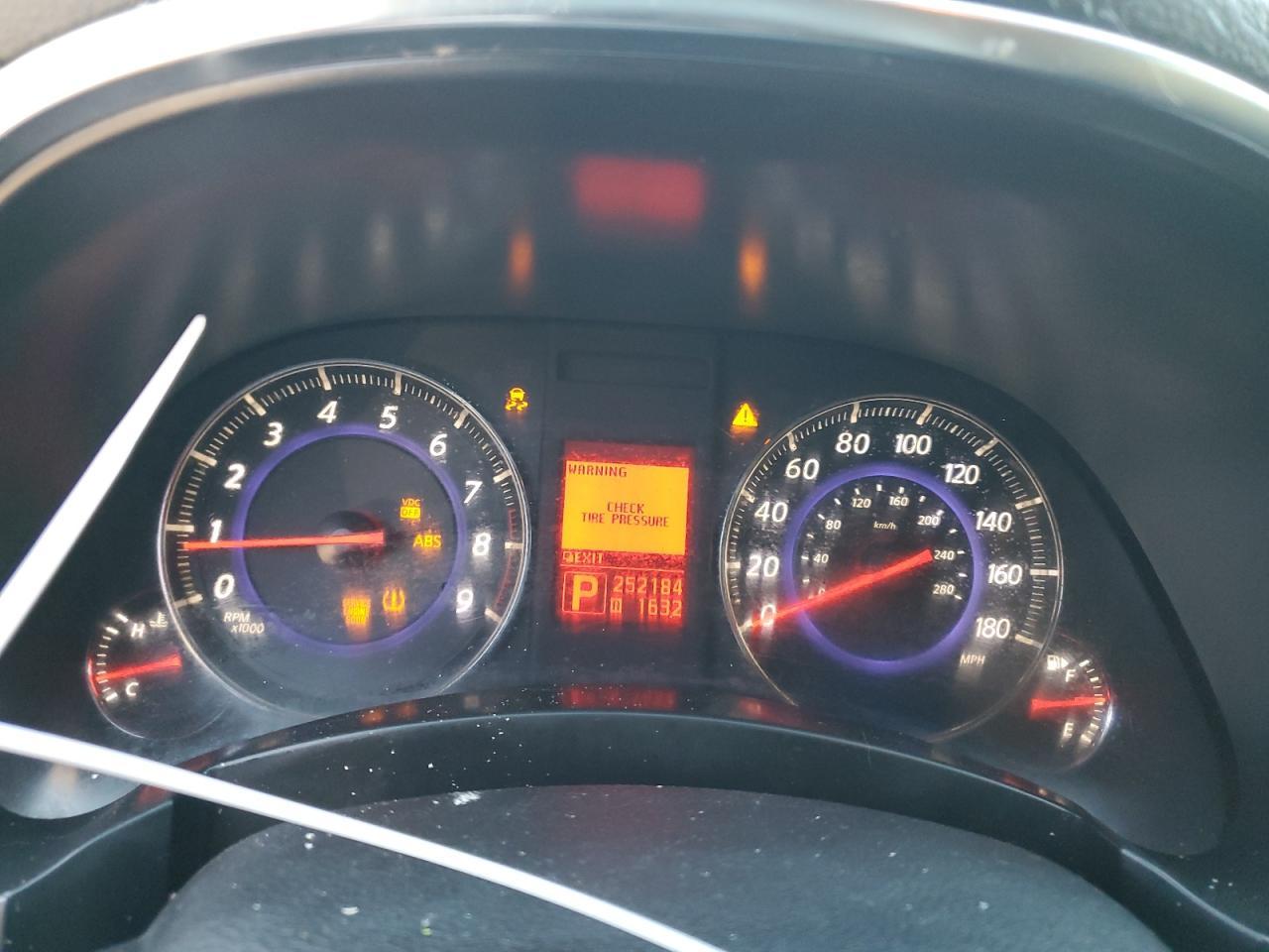 2011 INFINITI FX35