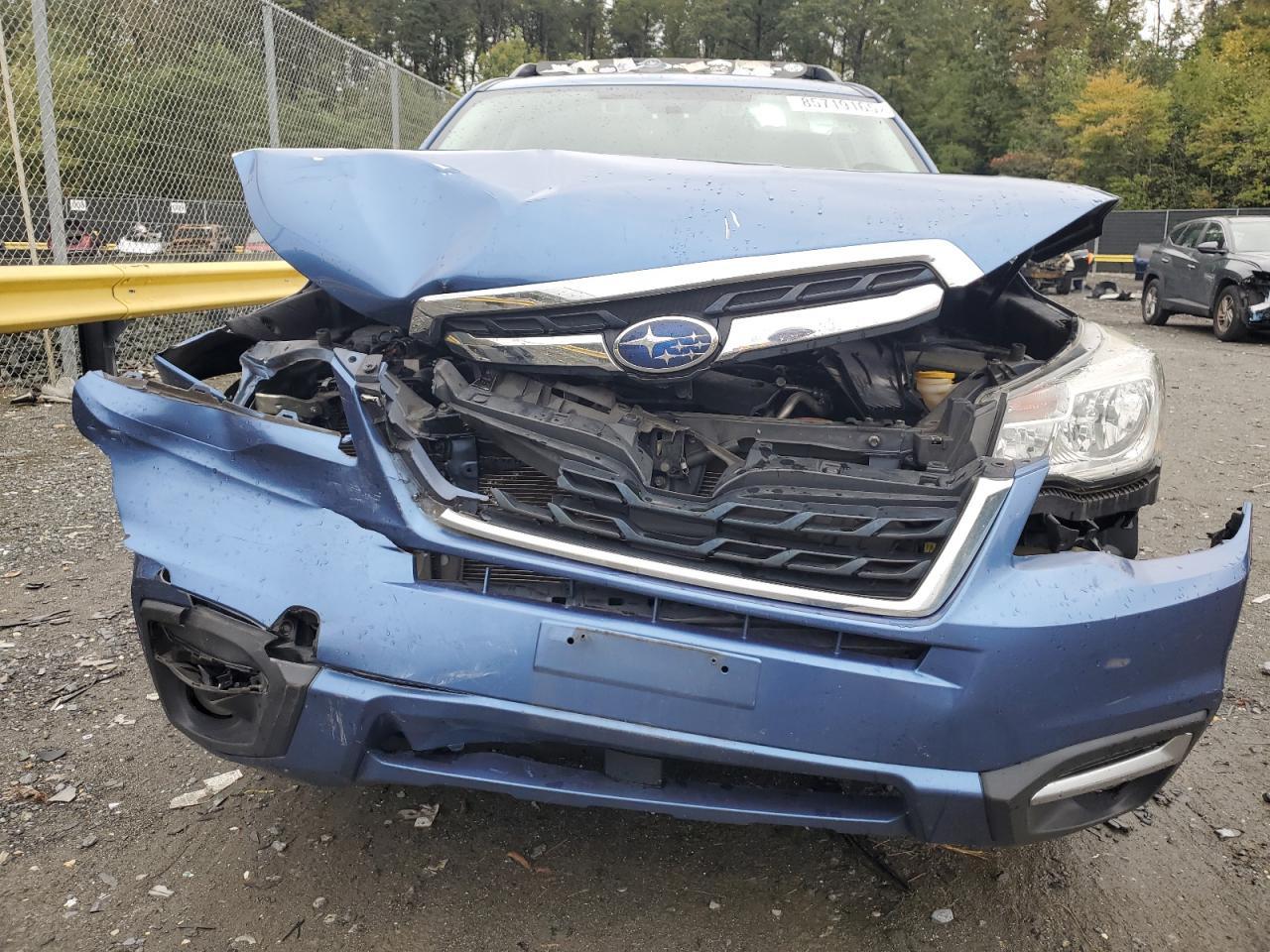 2017 SUBARU FORESTER