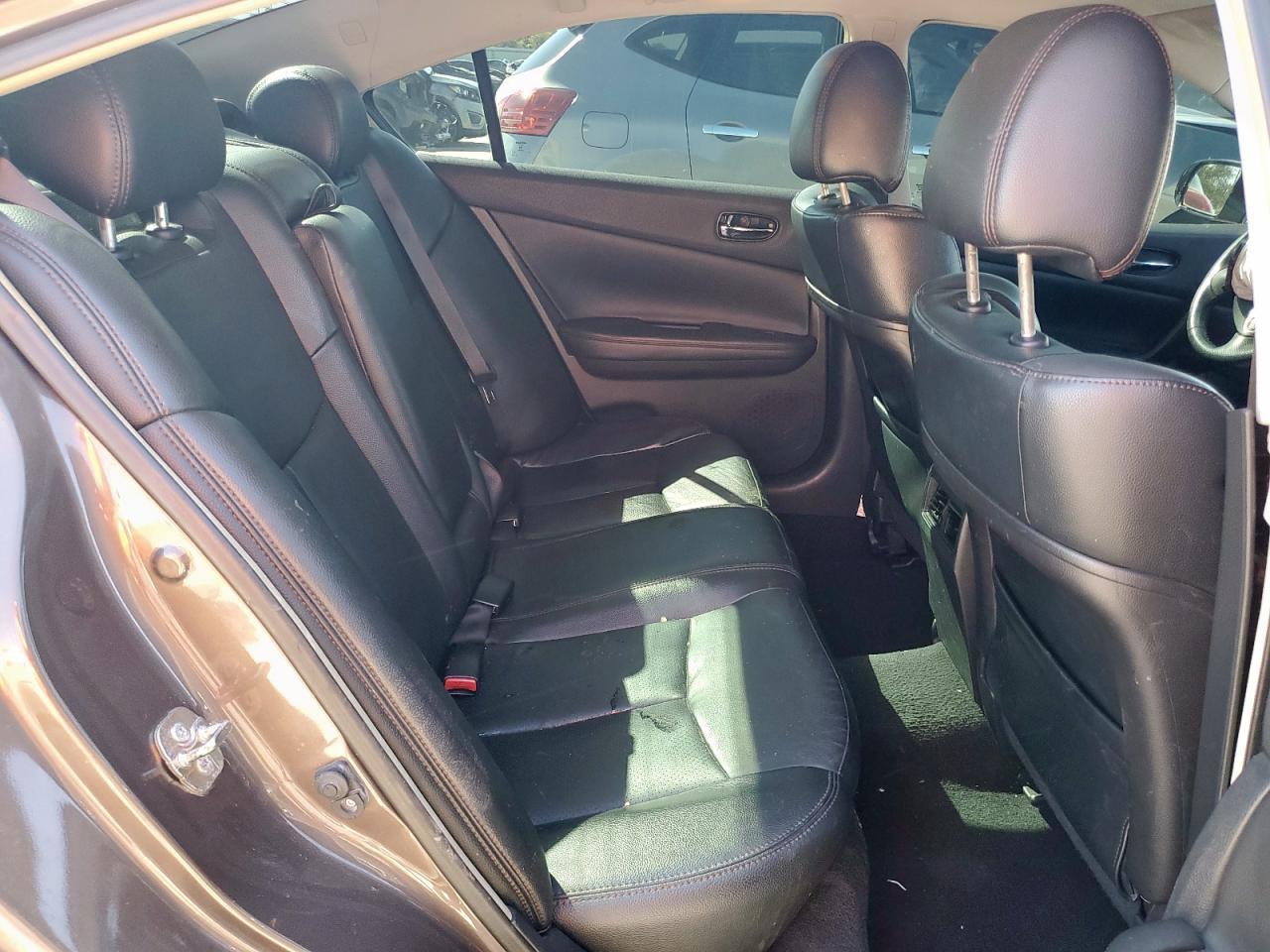 2014 NISSAN Maxima