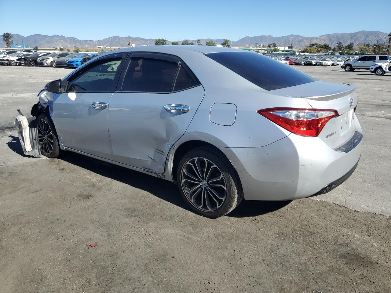 2015 TOYOTA COROLLA