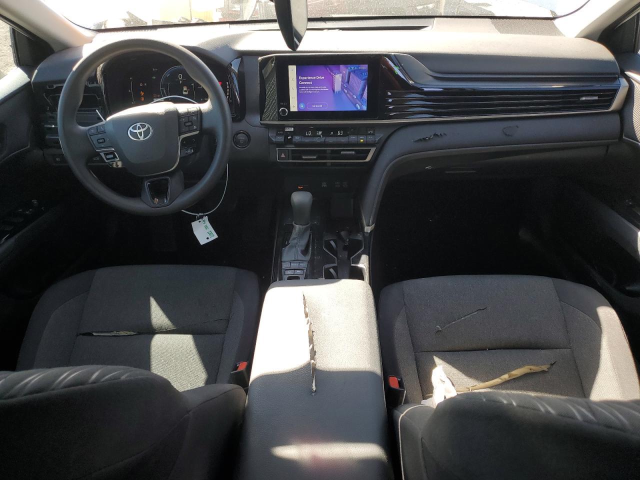 2025 TOYOTA CAMRY