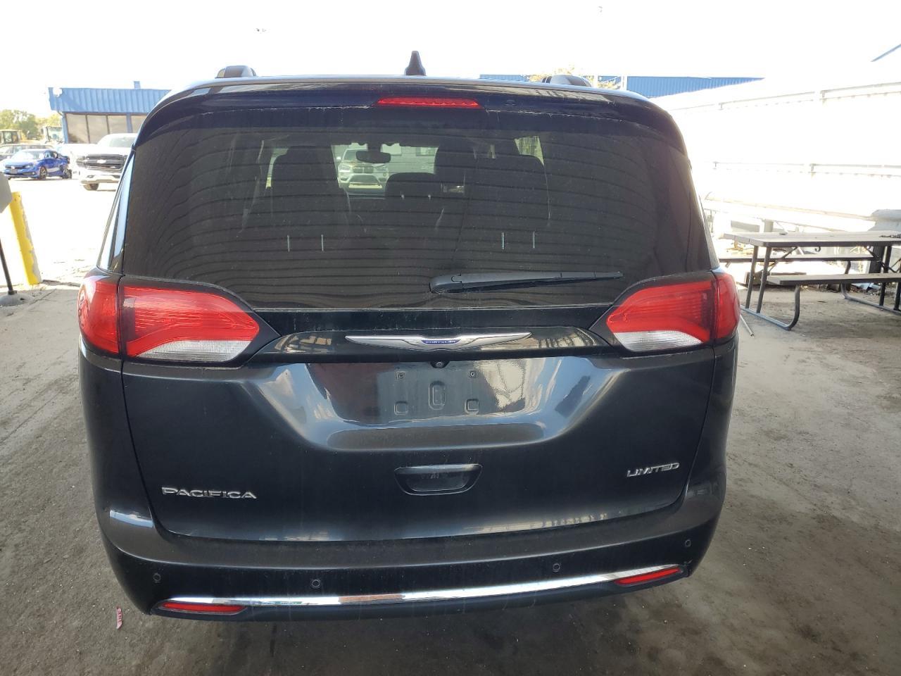 2019 CHRYSLER Pacifica
