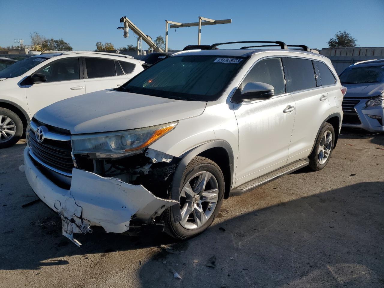 2015 TOYOTA HIGHLANDER