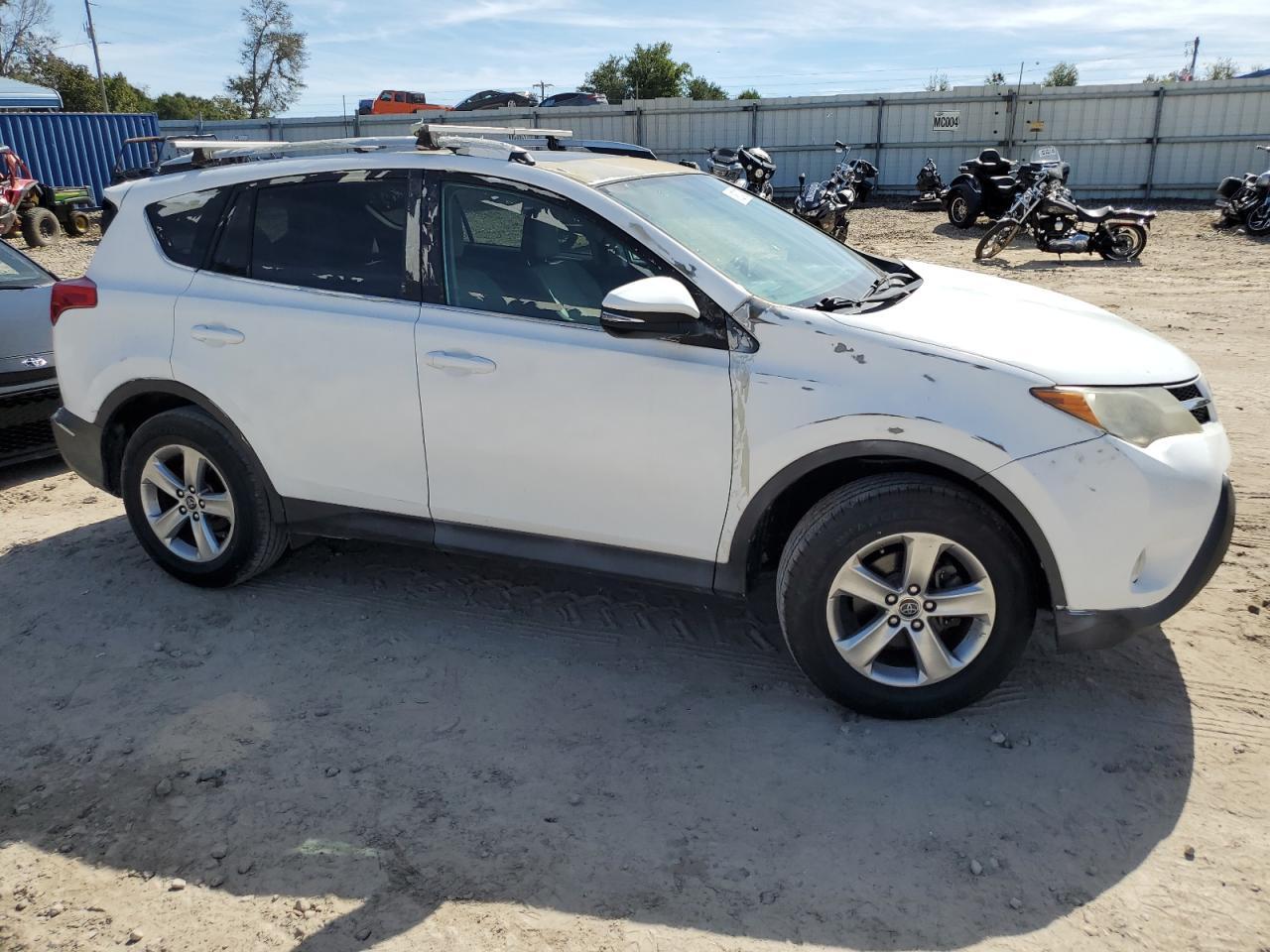 2015 TOYOTA RAV4