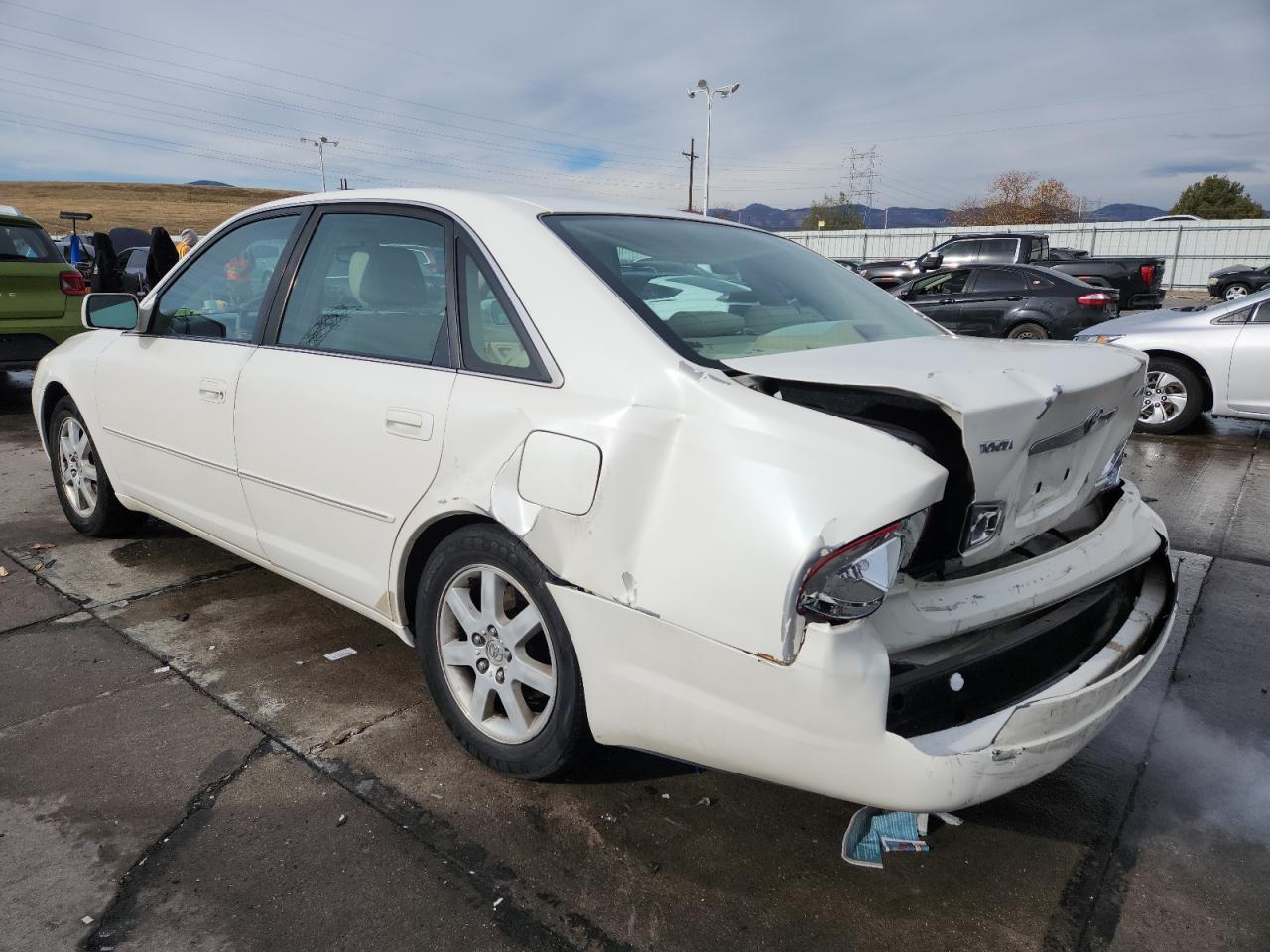 2000 TOYOTA Avalon