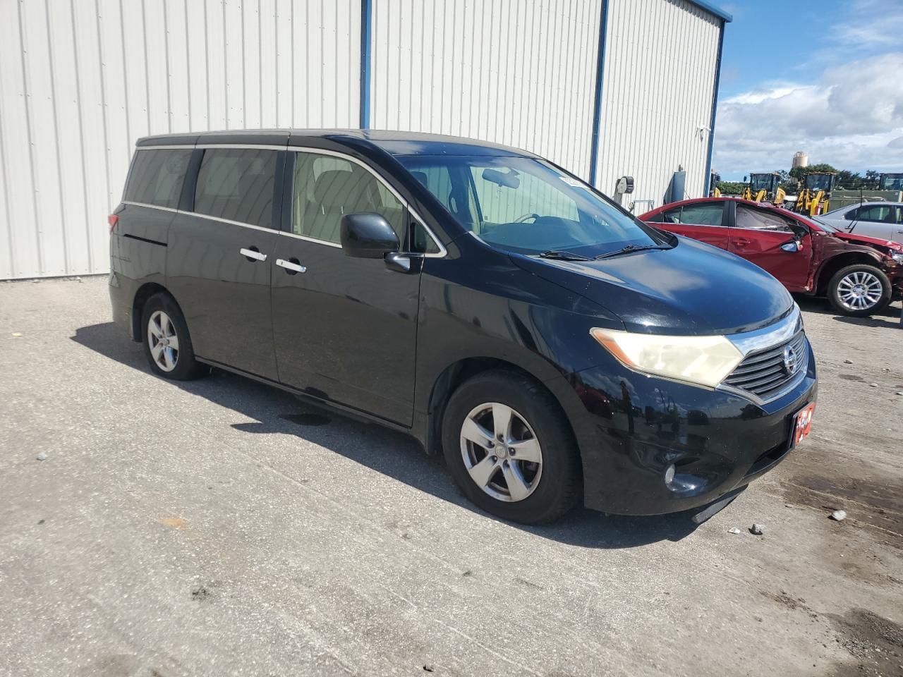 2014 NISSAN Quest