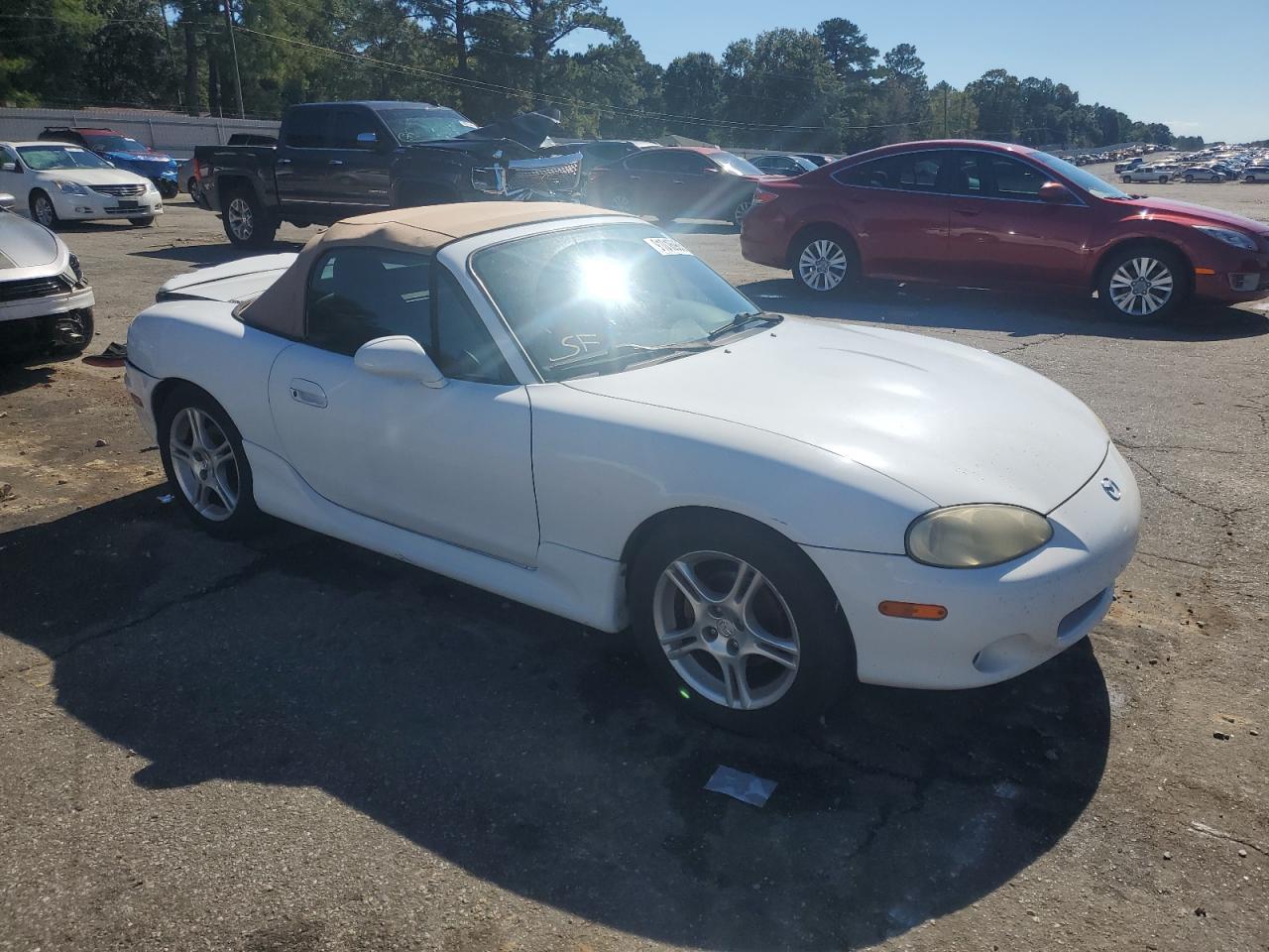 2004 MAZDA MX-5 Miata