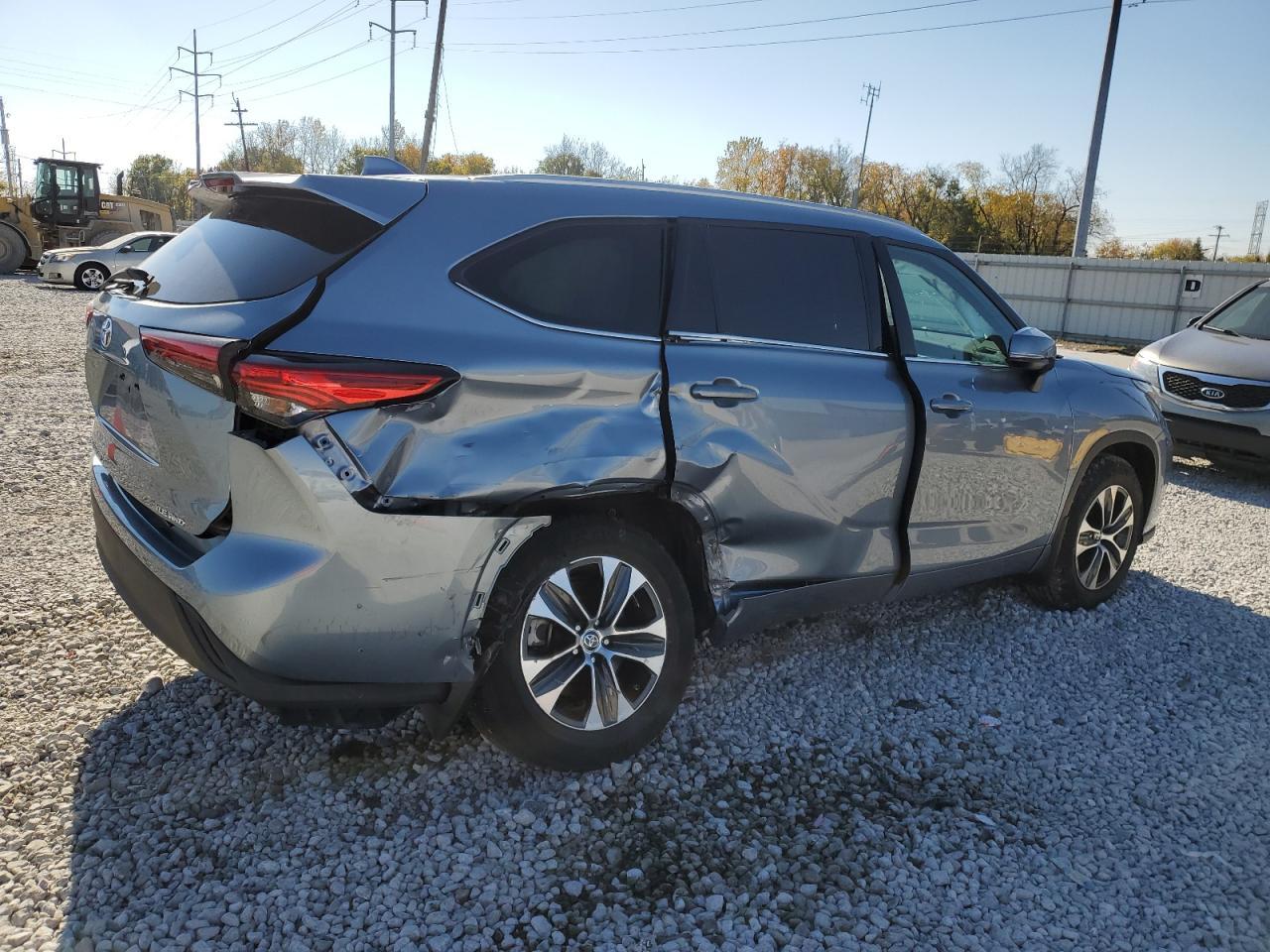 2022 TOYOTA HIGHLANDER