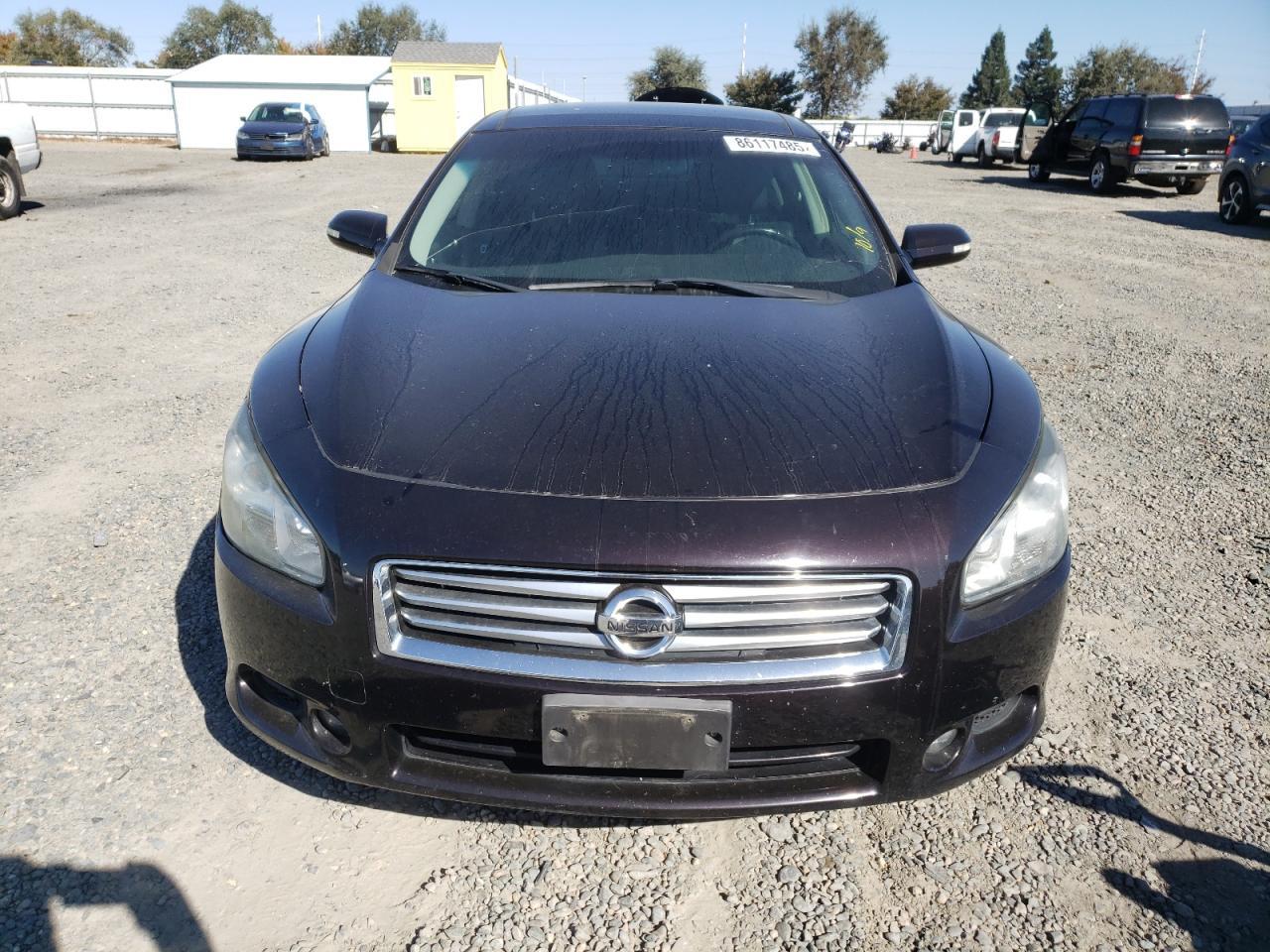 2013 NISSAN Maxima