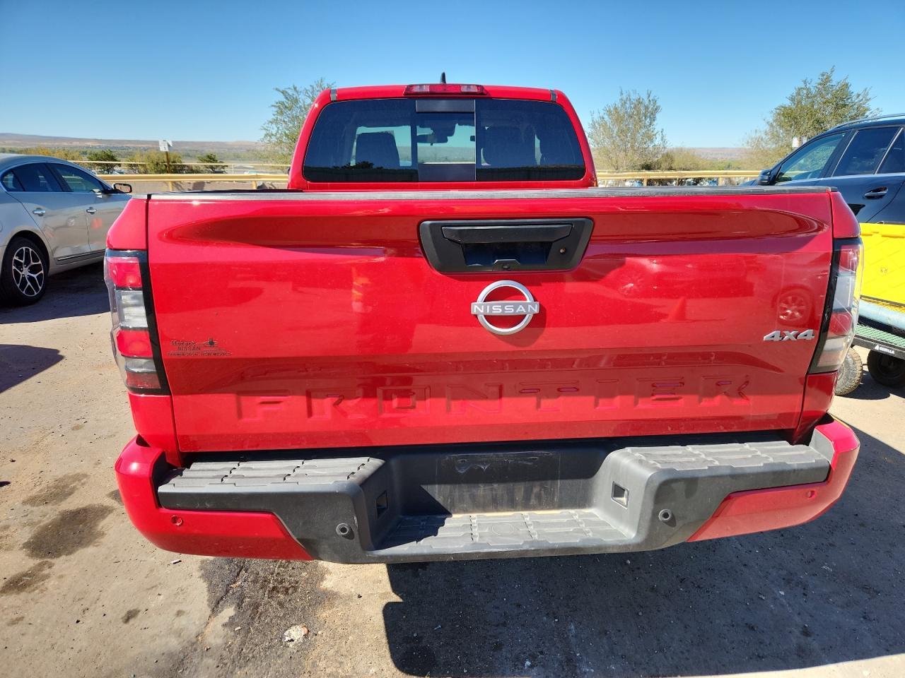 2025 NISSAN Frontier
