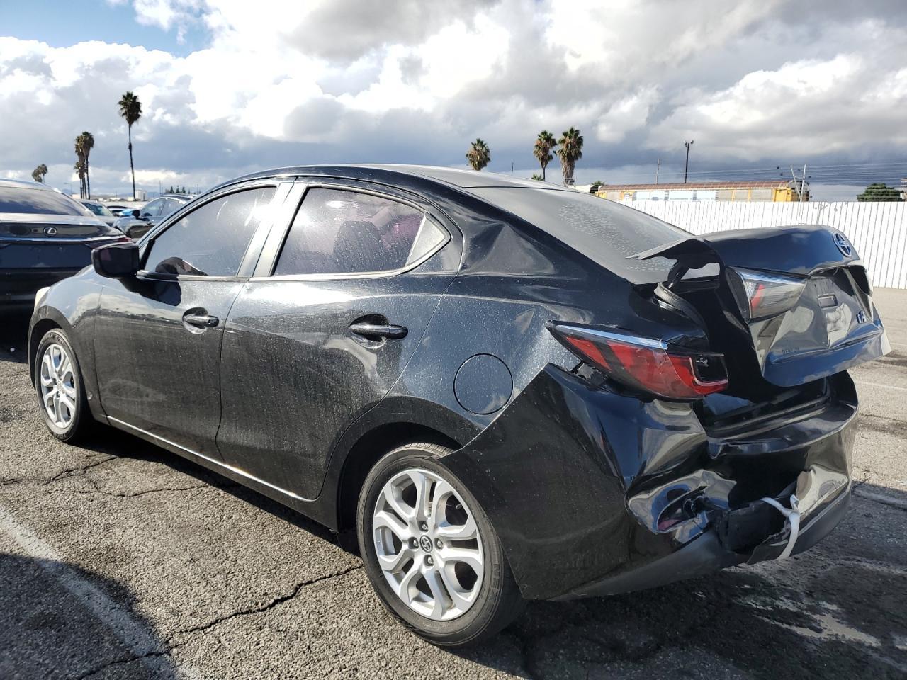 2016 TOYOTA SCION