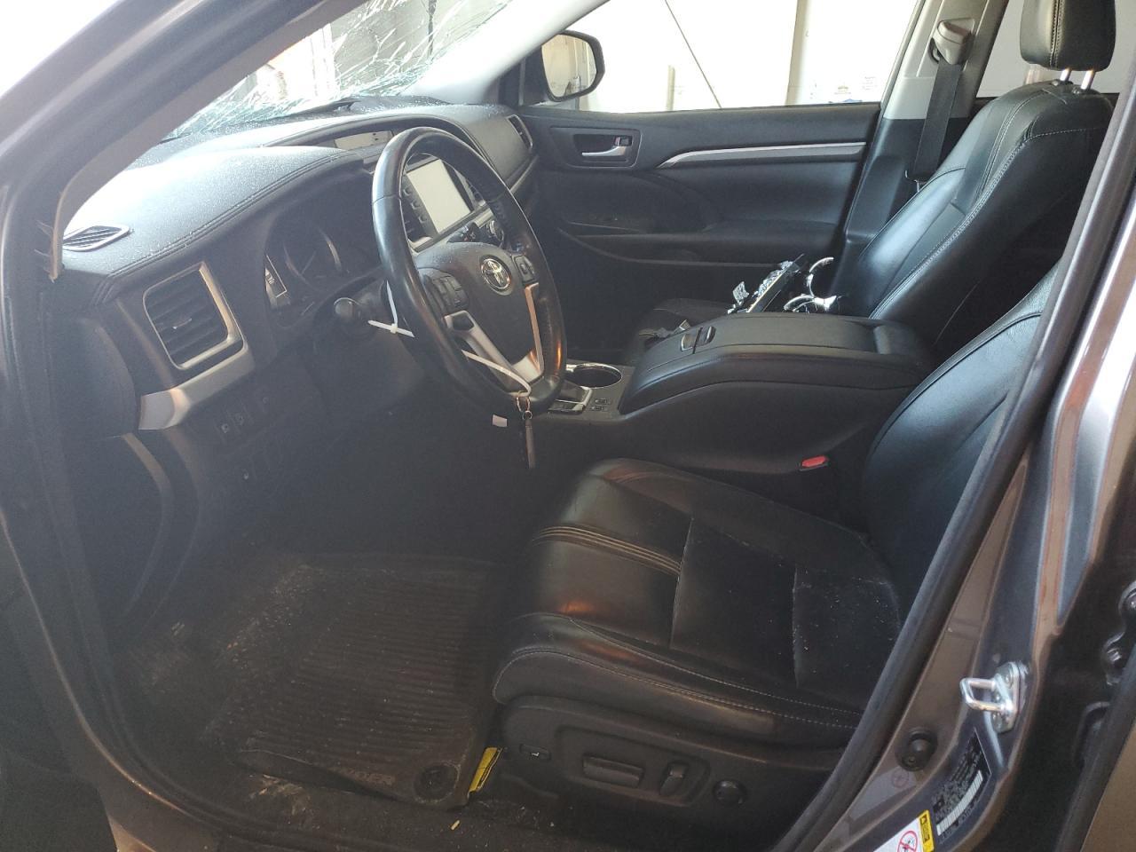 2018 TOYOTA HIGHLANDER