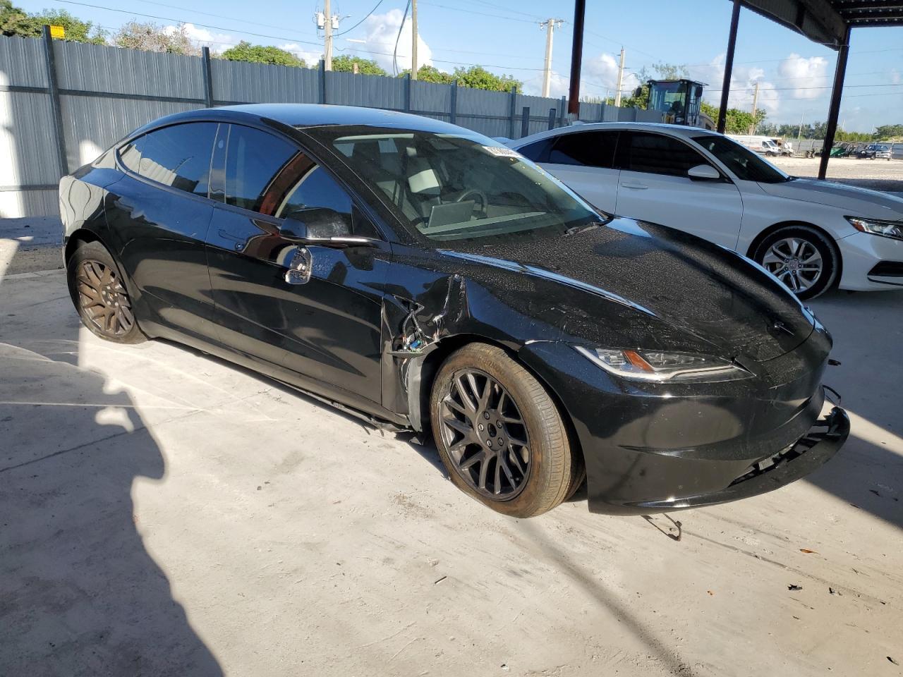 2024 TESLA MODEL 3