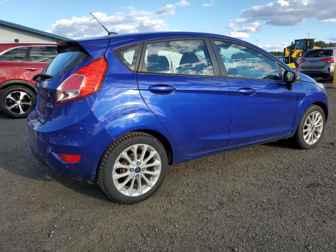2014 FORD Fiesta