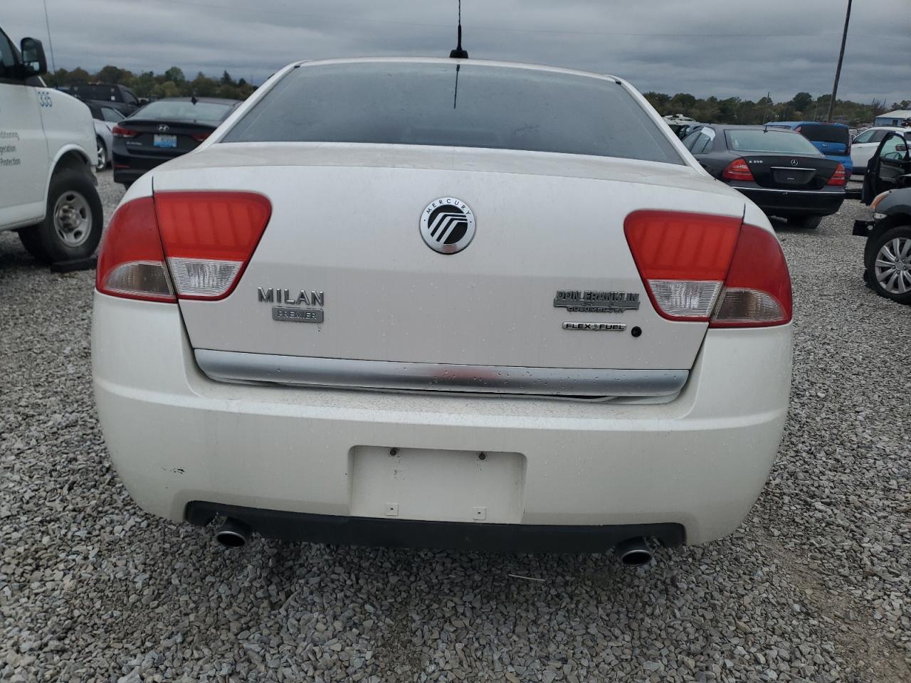 2011 MERCURY Milan