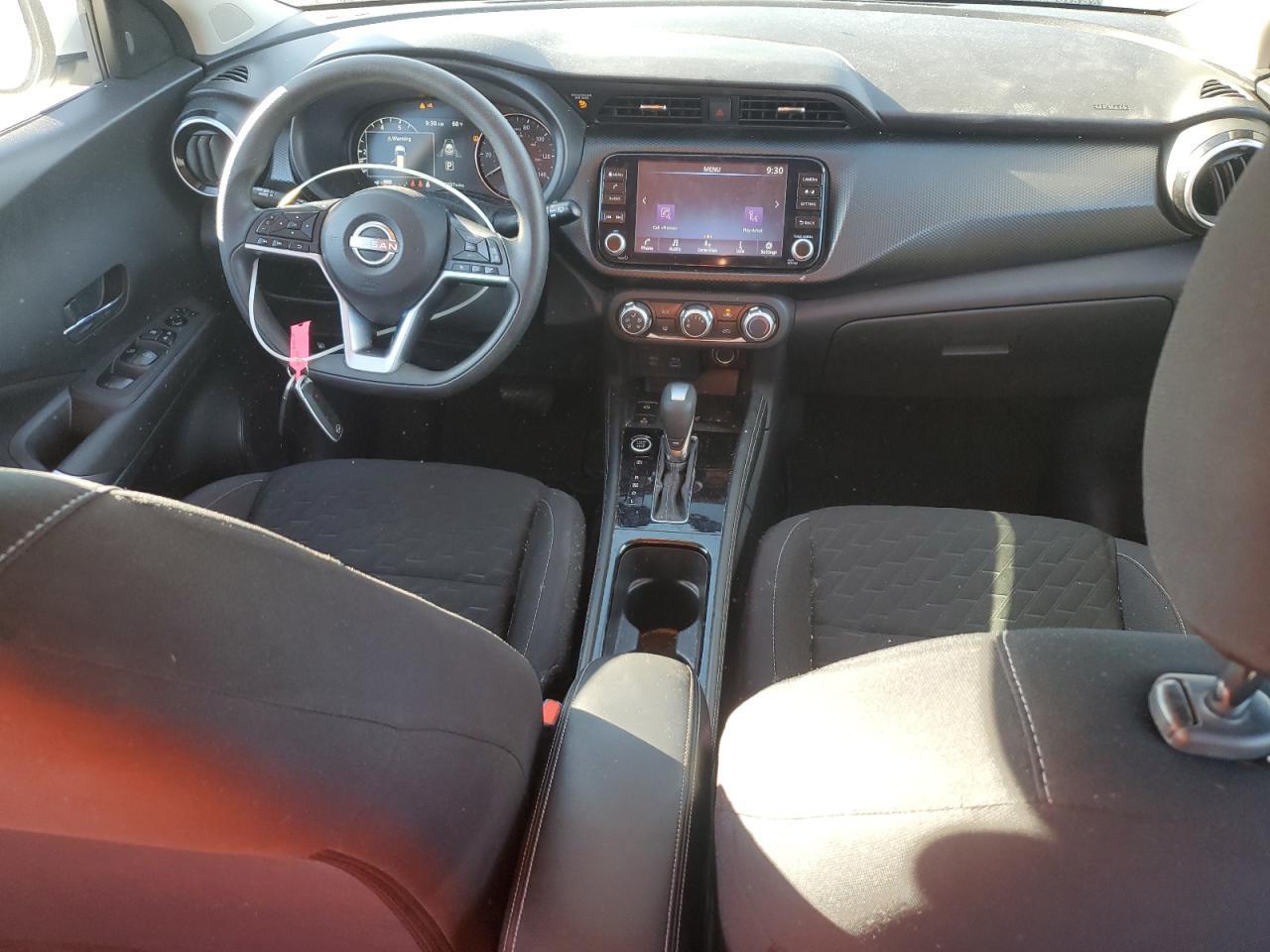 2023 NISSAN KICKS