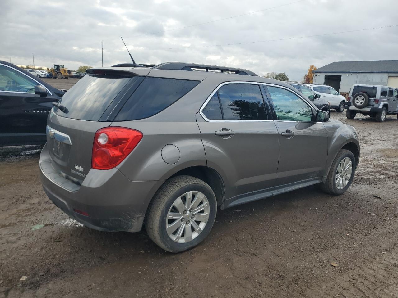 2011 CHEVROLET EQUINOX