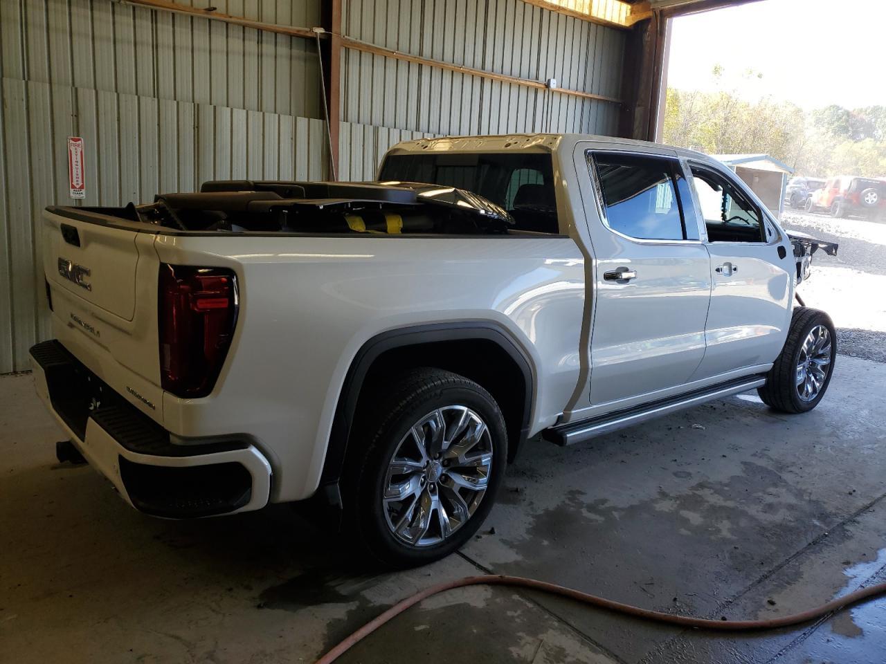 2023 GMC Sierra