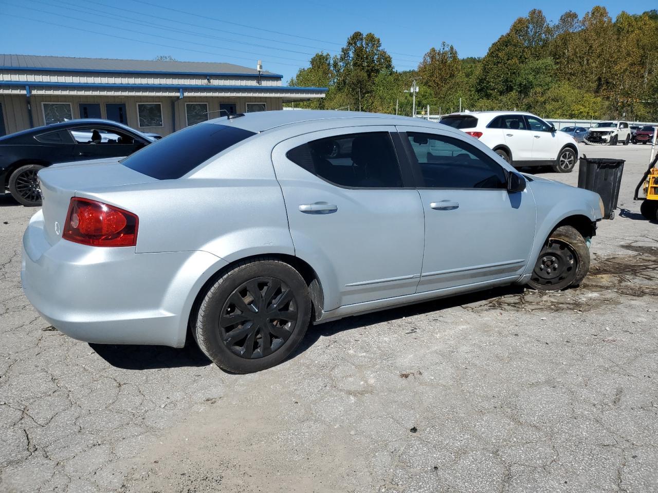 2011 DODGE Avenger