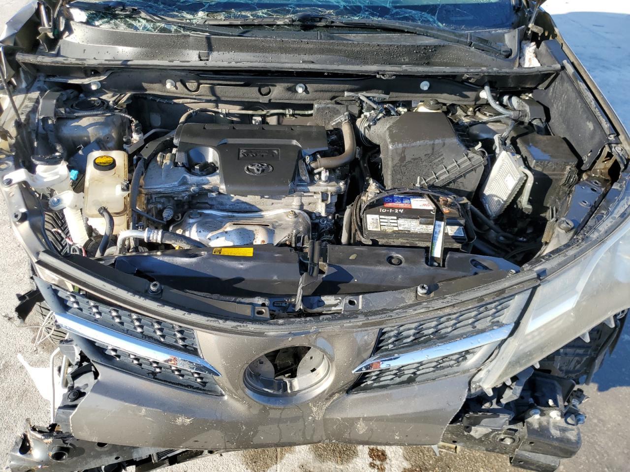 2015 TOYOTA RAV4