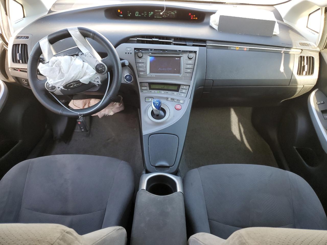 2015 TOYOTA PRIUS