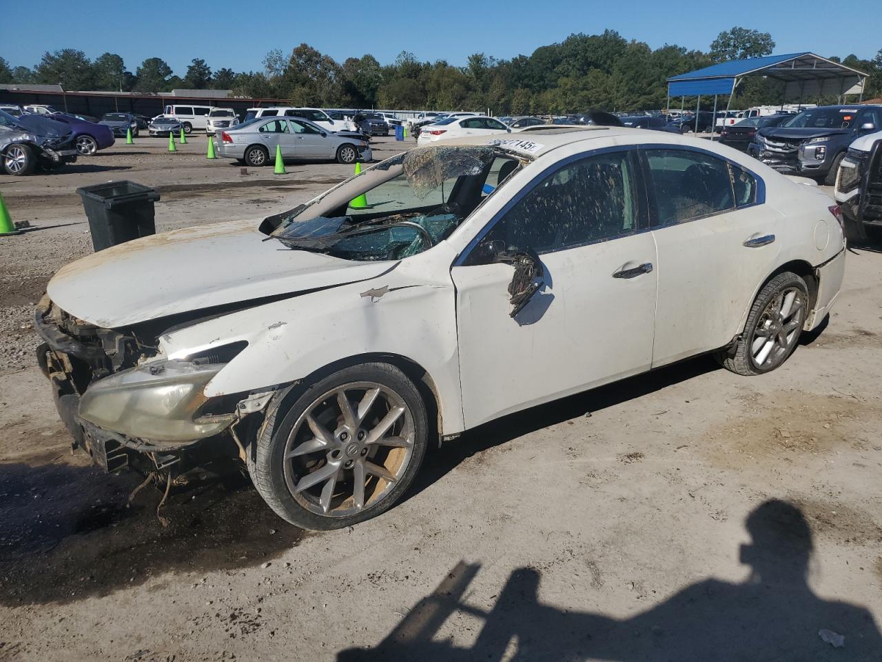 2011 NISSAN Maxima