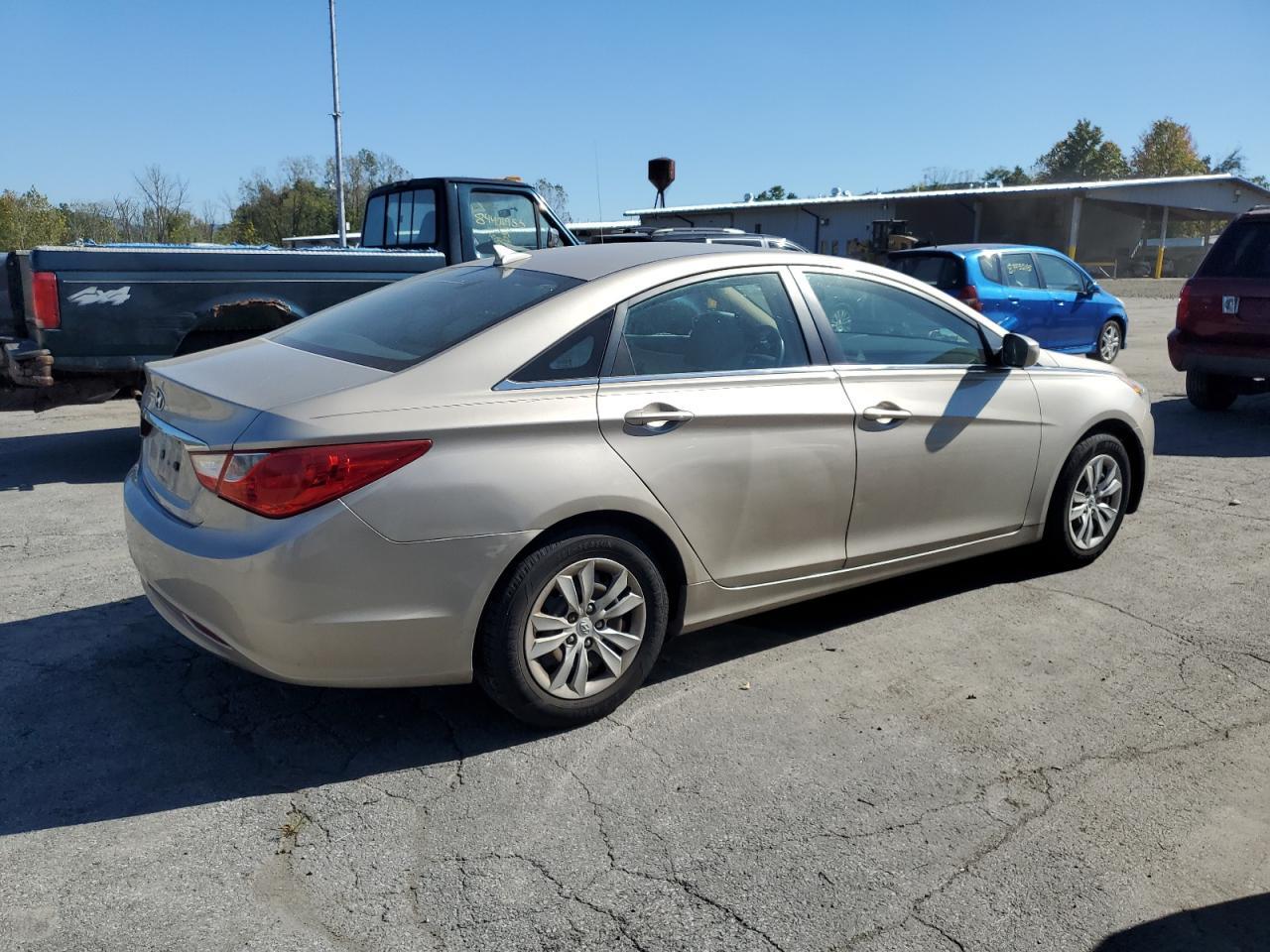 2011 HYUNDAI SONATA